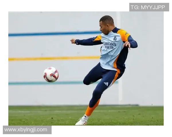 足球明星姆巴佩的年龄揭秘及其职业生涯发展历程分析